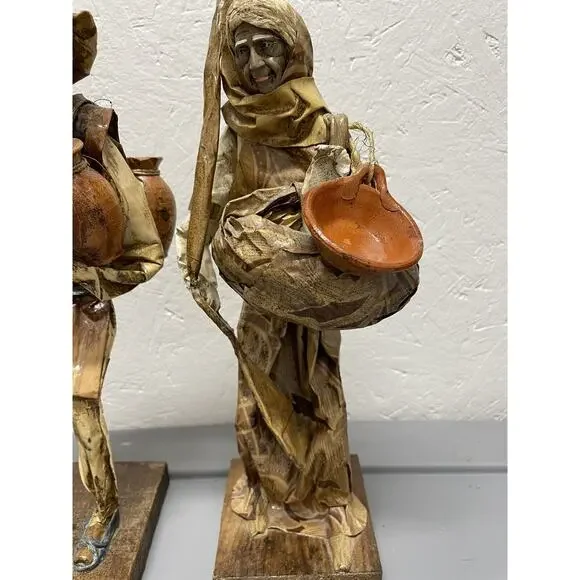 Vintage Paper Mache Mexican Folk Art Couple - Picture 4 of 8